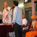 Gonga speaks at Feeding of the Poor in Banglore India