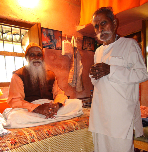 Paramananda Puri Maharaj blessing Father Varma