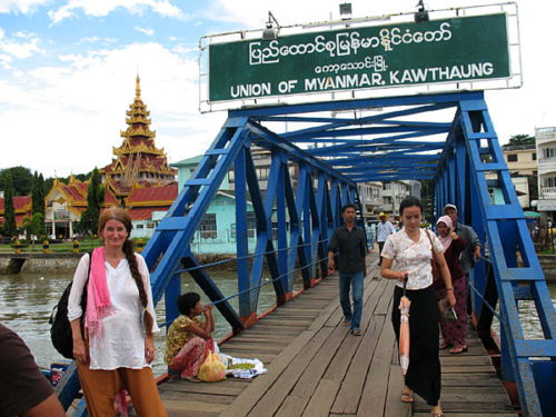 Tara crossing bridge to Bujrma on visa jump