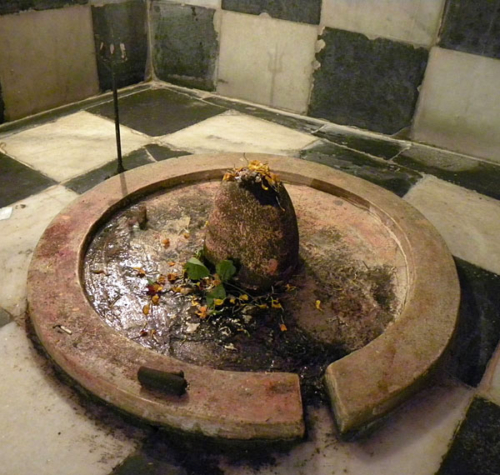 Shiva lingam in the cave at the Gorakshanath Temple in Haridwar